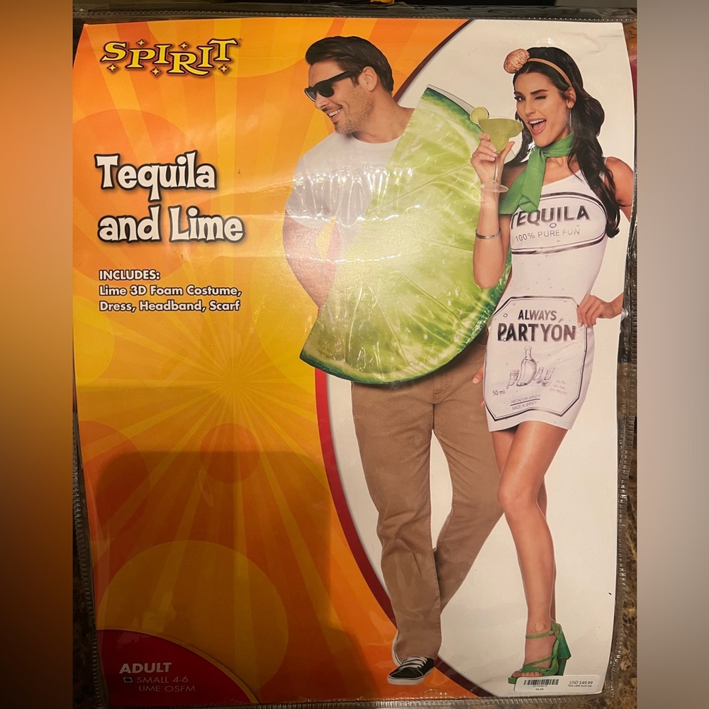 Costume